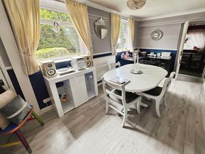 Dining room- click for photo gallery
